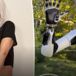 Kim Kardashian Presume su Robot Tesla Optimus